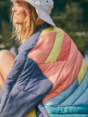 Free People Movement Quilted Colorblock Puffer Jacket M – Retro Chevron Rainbow